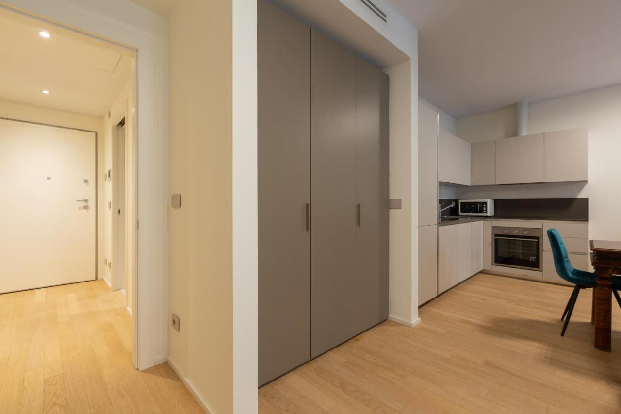 밀라노 Cozy Flat With Parking 아파트 외부 사진