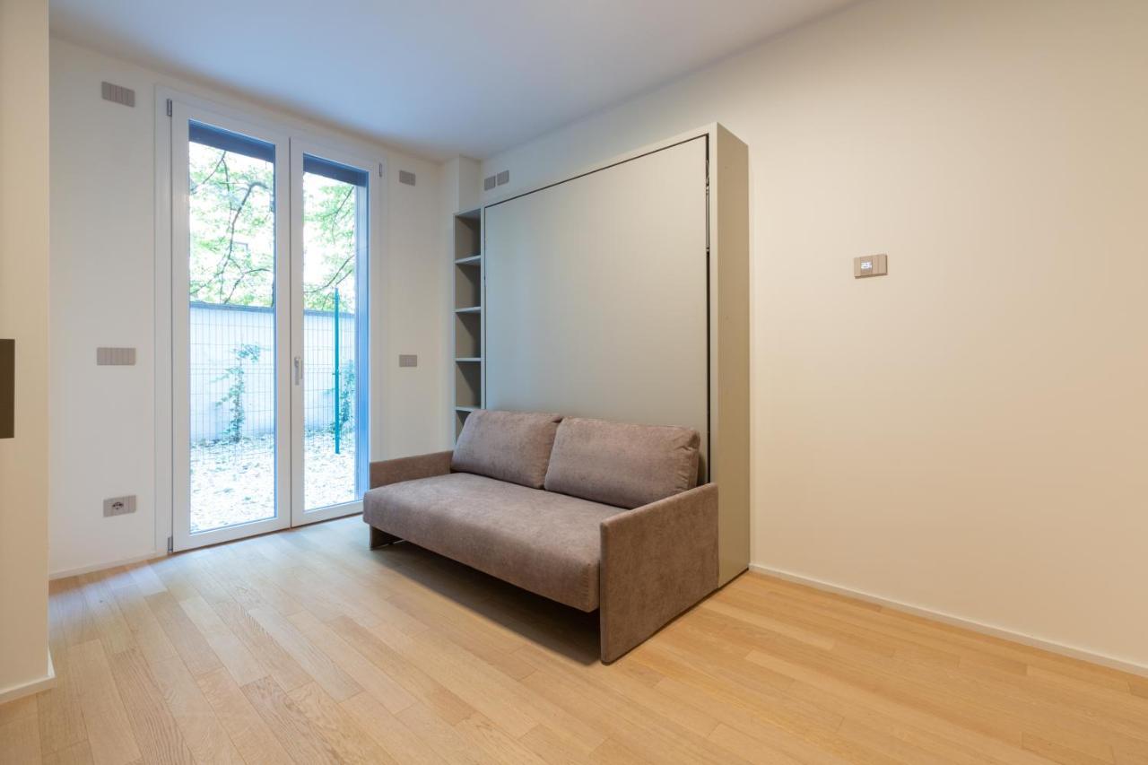 밀라노 Cozy Flat With Parking 아파트 외부 사진